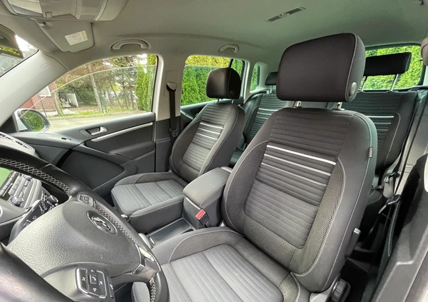 Volkswagen Tiguan cena 55800 przebieg: 135700, rok produkcji 2015 z Wrocław małe 631